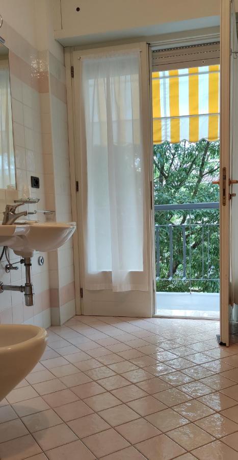 Hotel Villa Platani 리치오네 외부 사진