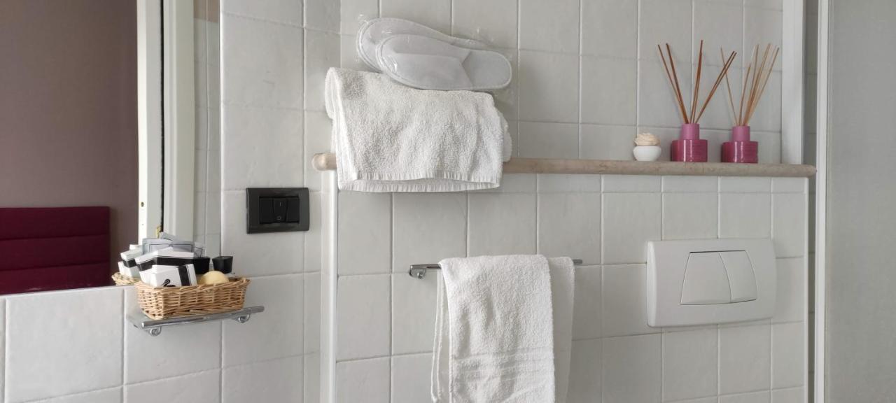 Hotel Villa Platani 리치오네 외부 사진