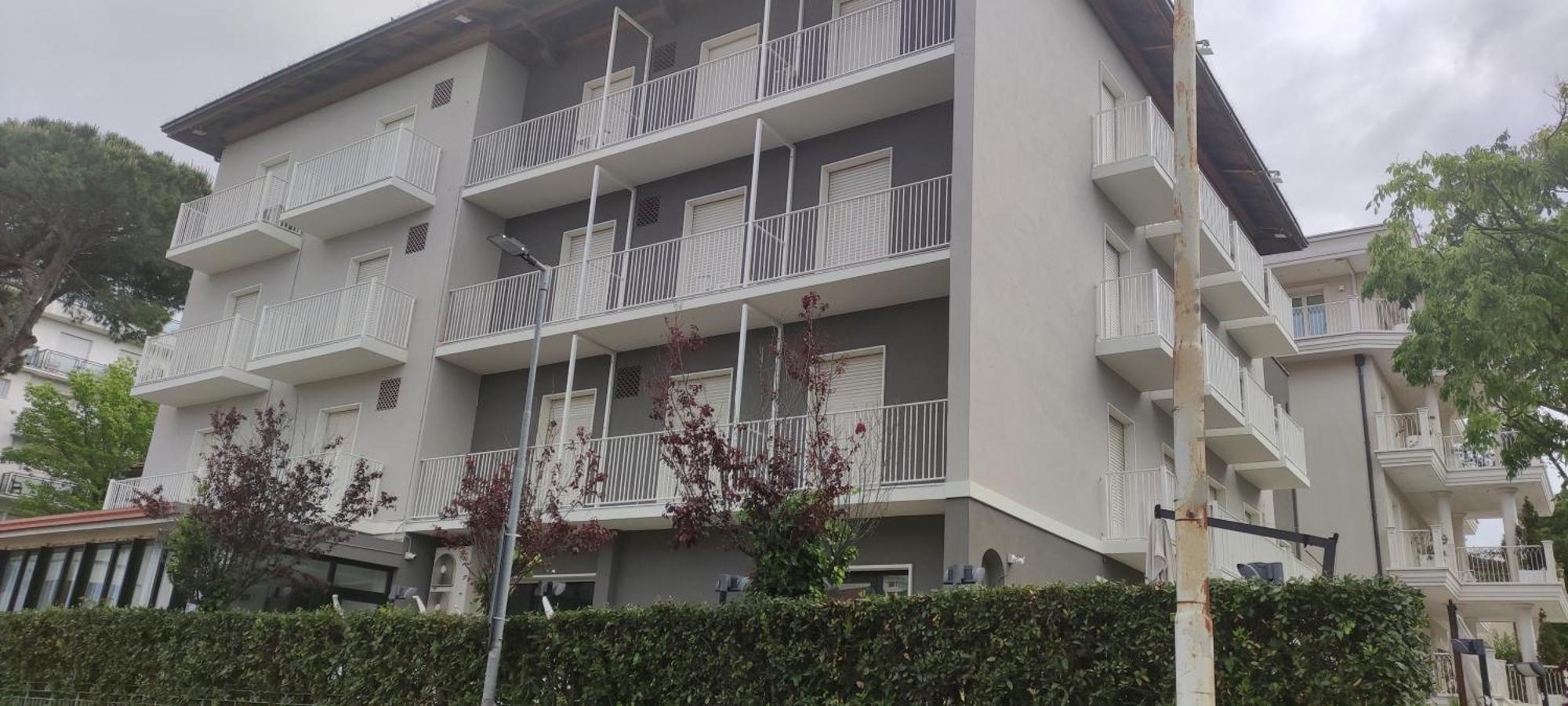 Hotel Villa Platani 리치오네 외부 사진
