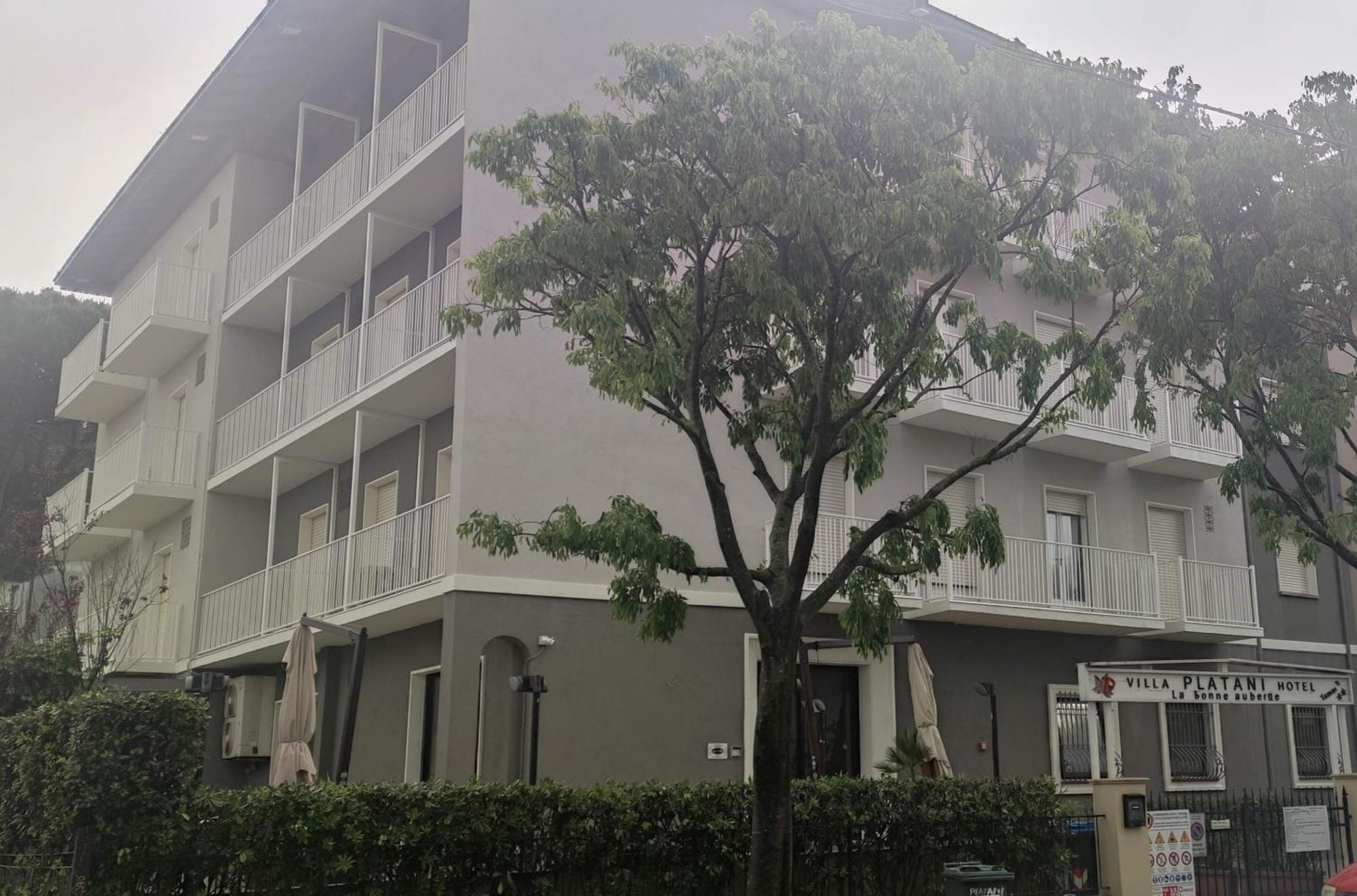 Hotel Villa Platani 리치오네 외부 사진