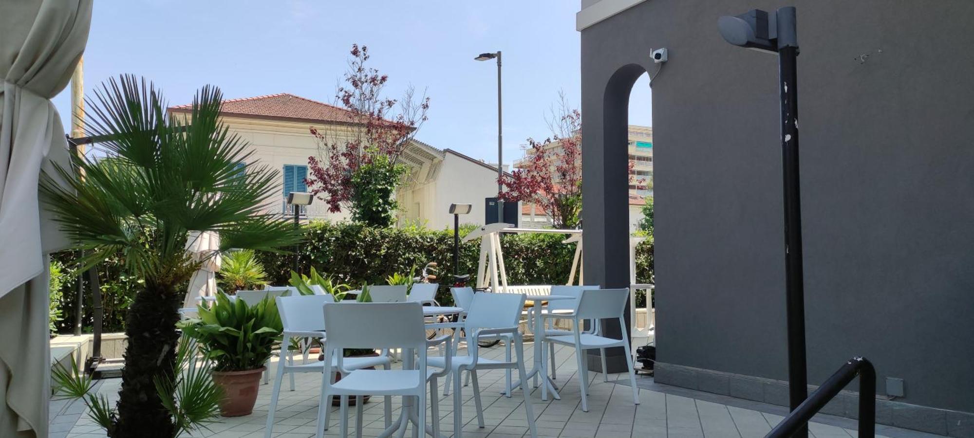 Hotel Villa Platani 리치오네 외부 사진